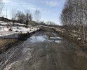 В прошлом году 8 мая был проведён ямочный ремонт,сейчас от него не осталось и следа. Данная дорога ведёт к братской могиле, на которую регулярно возлагаются цветы школьниками,детьми из детских садов, сотрудниками предприятий и местными жителями. Глубокие ямы,просевший асфальт и т.д. мешают передвижению даже пешком,не говоря уже о транспортных средствах. Просим Вас включить нашу дорогу в план ремонта на 2017 год. Денежные средства в муниципалитете имеются, а ещё и федеральная программа... помогите пожалуйста в предвыборный год.