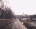 Здравствуйте история как у всех растаяла дорога из-за этого увеличилось время поездки на работу и страдают авто на фото некоторые ямы плохо видно из-за луж, но они глубокие и растут каждый день в размере ширина от 40см до 100см глубина 10см и глубже. Недавно некоторые ямы заделывали хватило ремонта на 1 день потом заплатки оторвались огромными кусками!