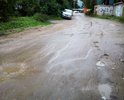 дорога в Люберцах от Митрофанова 20  к Митрофанова 17 к.3 вся в ямах и лужах, не имеет асфальта, нет тротуара. Это единственная автомобильная дорога связывающая нас-жителей Митрофанова 17 к.3 с городом.По ней невозможно даже пройти с детской коляской! Писал о данной проблеме на сайт Добродел, в администрацию Московской области, лично Губернатору Московской области ( всю переписку и ответы на запросы готов предоставить). В 2016 году Администрация г. Люберцы признала, что дорога требует капитального ремонта и письменно обещала все выполнить в кратчайшие сроки ( привести в нормативное состояние), но работы не проводились. Сейчас в 2017 году Администрация Люберец только письменно обещает учесть проблему при разработке Плана на 2017 год (мы не верим, что какие-то работы будут проводится). Пожалуйста, помогите Нам!!!Повторяюсь- всю переписку по данному вопросу готовы предоставить. Заранее спасибо!