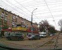 Это дорожное полотно в центре города Саратова.