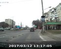 Мост через путепровод, по правому ряду невозможно ехать.