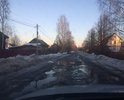 Асфальтное покрытие не ремонтировалось большое количество времени, хотя ранее была очень даже приемлемая дорога.