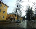Слой асфальта на срезах ям два сантиметра.