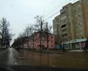 Проспект Ленина "наше всё"! Каждый год к 9 Мая главную улицу нашего города ремонтируют, летом доделываю то что в спешке не успели весной. Ямы начинают появляться уже в конце осени. И так каждый год. Толщина слоя асфальта хорошо видна на срезах ям.