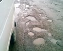 Участок дороги включая мост, разбита по всему полотну. Ремонта не видела на моей памяти уже лет 20.