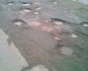Участок дороги включая мост, разбита по всему полотну. Ремонта не видела на моей памяти уже лет 20.