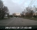 Правая сторона вся разбита.