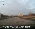 по правой полосе невозможно ехать