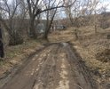 Асфальт кусками, дороги вообще нет