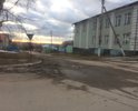 Периодически появляются ямы и трещины асфальта