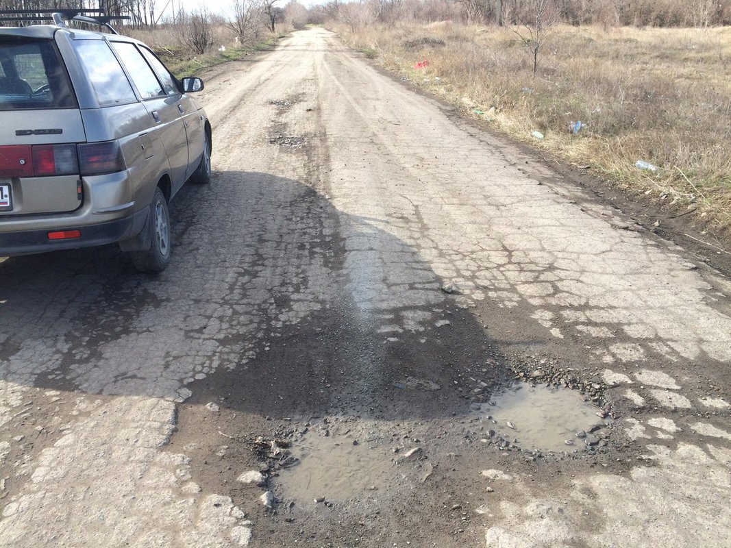 Шахты поселок Мирный. Дороги поселок Мирный. Убитая дорога до шахт. Внедорожье в пос Мирный.