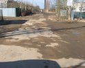 Эти улицы капитально ремонтировали с времен СССР, асфальт лежит местами, требует капитального ремонта, большая деревня 600 человек от города 1,5 километра, работают все в городе, маршрутные такси приезжать не хотят, улицы разбиты в хлам, необходимо срочно капитальный ремонт в 2017 году.
