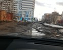 Дороги там по факту нет - есть направление движения, которое не ремонтировали со времен СССР. По существу эта дорога - грунтовка с остатками асфальта, и это в центре города в котором будет проводится ЧМ 2018 по футболу.
