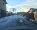 Колейность, плюс очень большой перепад при выезде на асфальтированную дорогу, цепляешь бампером.