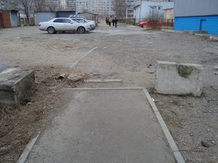 None, Войсковая улица, 1