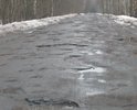 Участок дороги в Костромской области Густомесо - Вертлово - Волгореченск, протяженностью 10 км уже много лет остается без какого-либо ремонта. Ни капитального, ни ямочного. Состояние дороги ужасное. По ней ездят люди на работу и с работы, отвозят детей в школу, расположенные неподалеку, горожане выезжают на отдых, осуществляется поставка строительных материалов для стоительства дач.Дороги нет вообще, только направление!!! Кто то же должен следить за состоянием дорожного полотна???