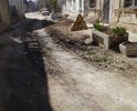 Полностью отсутствует покрытие, все разрыто.