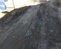 Полностью отсутствует покрытие, все разрыто.