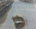 Огромные дыры сразу после пешеходного перехода и при выезде на ул З. Коноплянниковой от подстанции скорой помощи.