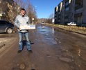 г. Касимов, улица Приокская, дорожное полотно по данному участку полностью разбито.