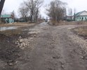 Дорога начинается от школы №5, дети вынуждены ходить в сапогах, полностью развалилась.