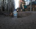 Здравствуйте ! Помогите решить проблему по грунтовой дороге г.Балашиха мкр Салтыковка ул.Лесные Поляны от 9 до д.19 длинна 276 метров .Администрация не Хочет решать данный вопрос ,пишу на сайт Добродел с 2015 года года,ответ один -на 19-20 гг ответы КОЗЫРЕВА как по ранее заготовленному шаблону.Стоят знаки 3.2 с двух сторон ,транзитный транспорт едет без остановки,отдел ГиБДД старается из всех сил нам помогать,ограничивая движение ,так как рядом школа на 350 детей !!!! .Управление транспорта и дорог г.Балашиха даже выезжать на место не хотят,имею имею много отписок, где официально отвечают что проводили профилирование и укладку щебнем.ЭТО  ПОЛНАЯ ЛОЖЬ !!! Бурцев О.Н.  так же отписался на 20 год.
Кругом строят мосты и развязки ,а на 276 метров материалов НЕТ !!! Получается всем жителям не ходить в магазин,детям не ходить в школу ,ЛЮДЯМ просто не ЖИТЬ до 20 года . Губернатор сам лично приезжал к нам после попытки вырубки нашей березовой рощи застройщиком МОРТОН ,дал обещание что тут будет ПАРК ,дорога ,тропинки и т.д.-поставили только три лавочки ,три урны и то для распития алкоголя на свежем воздухе. Если ВЫ нам не поможете, то ни кто нам не поможет!!!Помогите !!!!