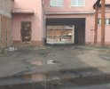А когда-то был асфальт. Сейчас даже ремонт не делают, можно было бы засыпать щебнем, если не хотят восстанавливать.