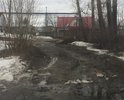Центр города, дорога проходит за самой большой гостиницей города.