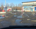 Территория автозаправочной станции находится в убитом состоянии. На карте отмечена как АЗС "ТНК" в чем причина такого запустения неизвестна.