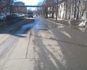 По середине проезжей части на ул. Пролетарская образовалась выбоина.