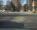 Разбитые дороги города-курорта Кисловодска, отвратительные дороги города, кроме тех по которым передвигаются высокопоставленные лица.