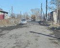 очень плохая дорога несмотря на то, что является одной из центральных в микрорайоне Октябрьский