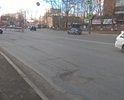 На проезжей части по Иркутскому тракту вблизи кольца (Иркутский тракт - Суворова) образовались выбоины.