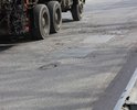 в активно заселяемом Левобережном районе с улицы Совхозная один из двух выездов на большую землю - улица пожарского - в таком состоянии, которое трудно даже вообразить! к сожалению, не удалось загрузсть все желаемые изображения этой дороги - начиная от пересечения совхозной, библиотечной - и далее пожарского. зимний асфальт стерся и растаял вместе со снегом, новых заплаток хватило на первые три дня - дорогу необходимо полностью ремонтировать - и желательно, чтобы хватило не на один сзон - нагрузка на нее растет в связи с активной застройкой района
