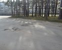 Как обычно, весной, козельские дорожники подлатали (если это можно так назвать) участок дороги от перекрестка и до поворота в поселок Механический завод...И всё. А дальше ребята объезжайте не объезжаемые ямы как хотите! Не понятно, почему один раз нельзя не распихивать деньги сразу по карманам, а побыть немного людьми и добраться таки с техникой до поселка Мех. завода!!!
Надеюсь на помощь вашего движения!