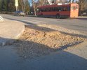 На пересечении ул. Кузнецова и пр. Кирова отсутствует участок дорожного полотна.