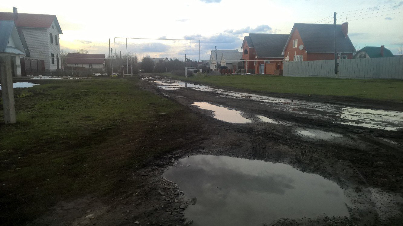 Село вишневое. Село Вишневое Тамбовской области Староюрьевского района. Вишнёвая улица, 19 Оренбургская область. Село пажа Ярославская область. Село Сысои улица пажа.