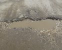 тут и без слов все ясно .дороги здесь просто нет