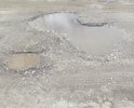 зачем делать дороги если можно преспокойненько тратить их на себя. ведь никто никогда не интересовался "а как там россияне выживают?"