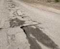 Дорога от города Катав-Ивановска до трассы М5 у города Усть-Катава давно нормально не ремонтировалась. Пытались делать только ямочный ремонт, но как весна все отвалилось. Как не объезжай все равно по ямам. Обратите пожалуйста внимание на нашу дорогу. Здесь давно нужно полностью заменить покрытие на участке от Катав-Ивановск до поселка Орловка.
