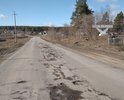 Дорога от города Катав-Ивановска до трассы М5 у города Усть-Катава давно нормально не ремонтировалась. Пытались делать только ямочный ремонт, но как весна все отвалилось. Как не объезжай все равно по ямам. Обратите пожалуйста внимание на нашу дорогу. Здесь давно нужно полностью заменить покрытие на участке от Катав-Ивановск до поселка Орловка.