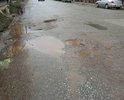 Дорога по ул. Милицейской просто убита, через каждые 15 метров глубокие ямы. Некоторые участки дорог находятся в аварийном состоянии.