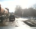 Дорога в ужасном состоянии по обе стороны движения. Множество глубоких ям. Создается аварийная обстановка на дороге. Фото сделаны в конце марта, ситуация на дороге после этого практически не изменилась. Частично залатали ямы, которые снова открываются