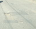 улица Таращанцев в границах от проспекта Металлургов до улицы Богунская и обратно изрыта мелкими ямками, которые со временем разрастаются.