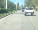 улица Таращанцев в границах от проспекта Металлургов до улицы Богунская и обратно изрыта мелкими ямками, которые со временем разрастаются.