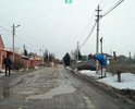 Уже более 10 лет власти откровенно обманывают жителей деревни Соболиха по поводу ремонта дороги по ул. Липовая и смежным переулкам (с 1- по 8-ой Липовый переулки, улица Панорамная, мал. Липовый переулок). Состояние дороги ужасает, особенно в межсезонье - ямы в пол-колена, провалы с огромными лужами, выбоины в шахматном порядке, грязь, отсутствие освещения. Проехать на обычной легковой машине в это время невозможно, уже не говоря о том, чтобы пешком пройти. В то же время, летом стоит ужасная пыль, а зимой после любой оттепели дорога превращается в ледяной каток с ямами и ледяными надолбами. Передвигаться по такому покрытию для людей в возрасте просто опасно для жизни. При этом улица, по сути, - главная транспортная артерия всей деревни, по ней въезжают и ходят почти все жители (кроме жителей ул. Центральная, это так называемая старая деревня, у них асфальт). В том числе, жители новой территории и большое количество грузового транспорта (очевидно, что многие завозят стройматериалы). Вместо хотя бы какого-то решения проблемы (по этапам или частичного ремонта, нормального выравнивания, засыпания ям, освещения тёмных участков, формирования дорожки для пешеходов) - только обещания, что "сделаем в следующем году", "разберёмся" и т.п. По последней информации от власти - дорога относится к покрытиям переходного типа, поэтому асфальтировать очень дорого, т.к. нужен специальный проект и т.д. Поэтому собираются делать "ремонт щебнем". Смысла простой засыпки щебнем нет никакого - это деньги, которые будут просто выброшены на ветер. Зарегистрированы многочисленные обращения жителей в администрации, на Доброделе, проблему даже пыталась решить депутат Свергунова М.Н. в конце лета 2016 перед выборами в Госдуму (видимо, с целью PR, тоже без результата). И весь этот ужас происходит не где-то далеко, в дотационном регионе, а в 14 км от Москвы, в шаге от открытого с "большой помпой" родильного дома в Саввино, в населенном пункте, где есть производство Cotton Club и еще многочисленные склады и компании (следовательно, должны быть налоговые отчисления, но куда они идут?)