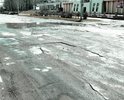 Вечный огонь, ресторан, кинотеатр - и подъезжать к ним приходиться по такому убожеству.