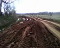 В дождливую погоду - только на тракторе.