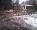 Центр города и такое позорище. Дорога ооочень давно не видела ремонта. Про людей видимо тут вообще забыли.
