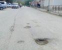 Очень глубокие выбоины, р-н Центрального Рынка пгт. Коктебель, летом обязательно вызовет заторы на трассе Феодосия-Ялта